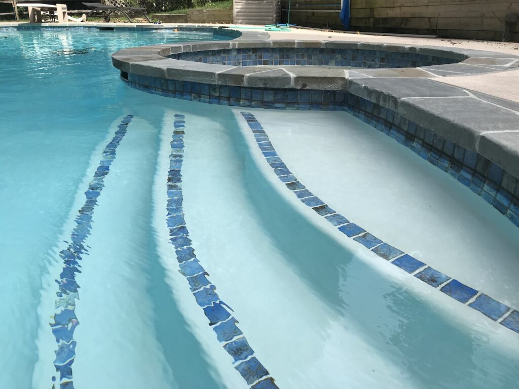 pool cleaning, maintenance and rehab